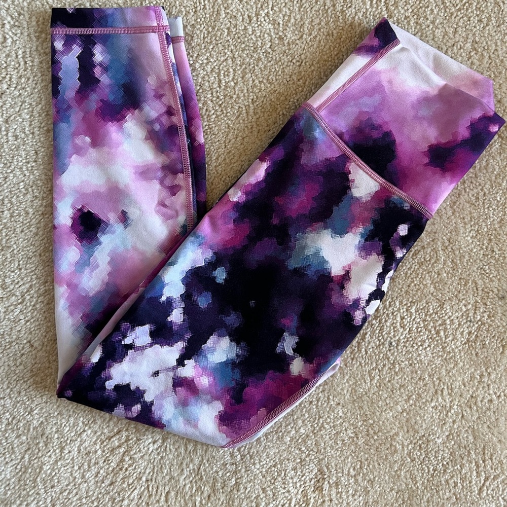 Lululemon leggings size 6